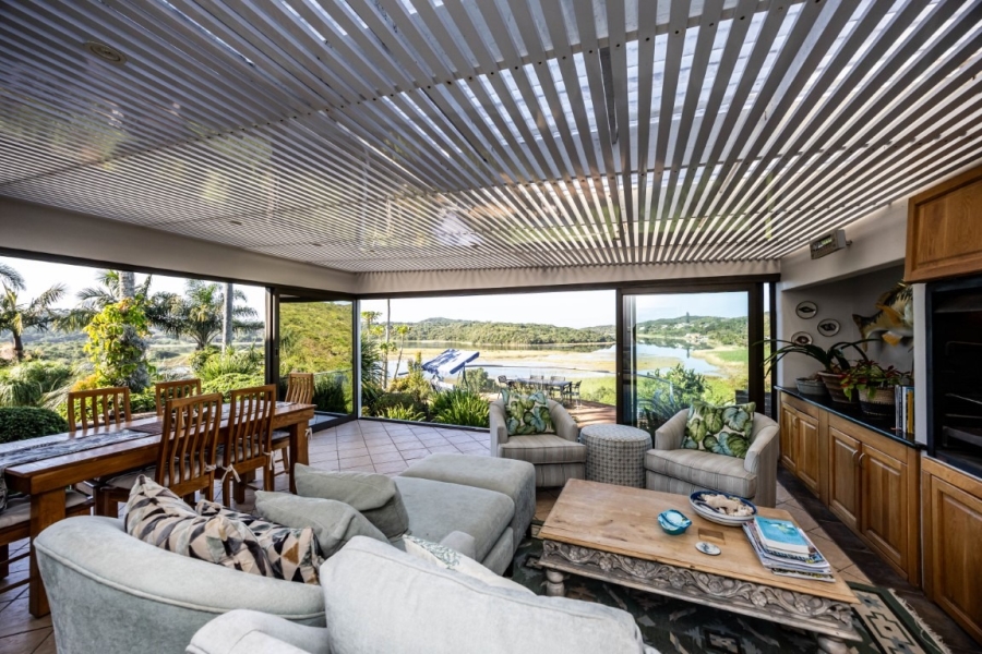 4 Bedroom Property for Sale in Beacon Bay Eastern Cape